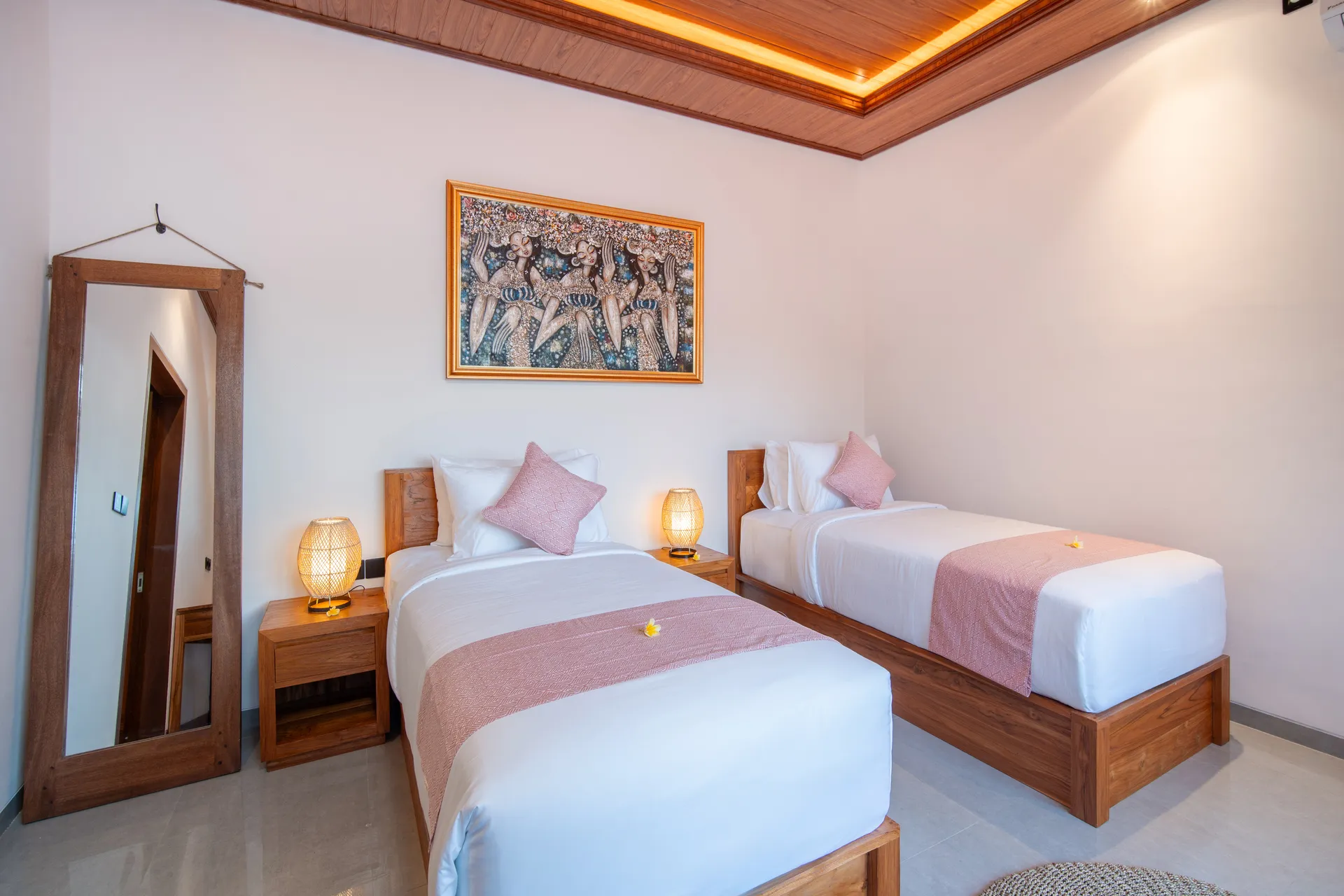 Front left view of secondary bedroom