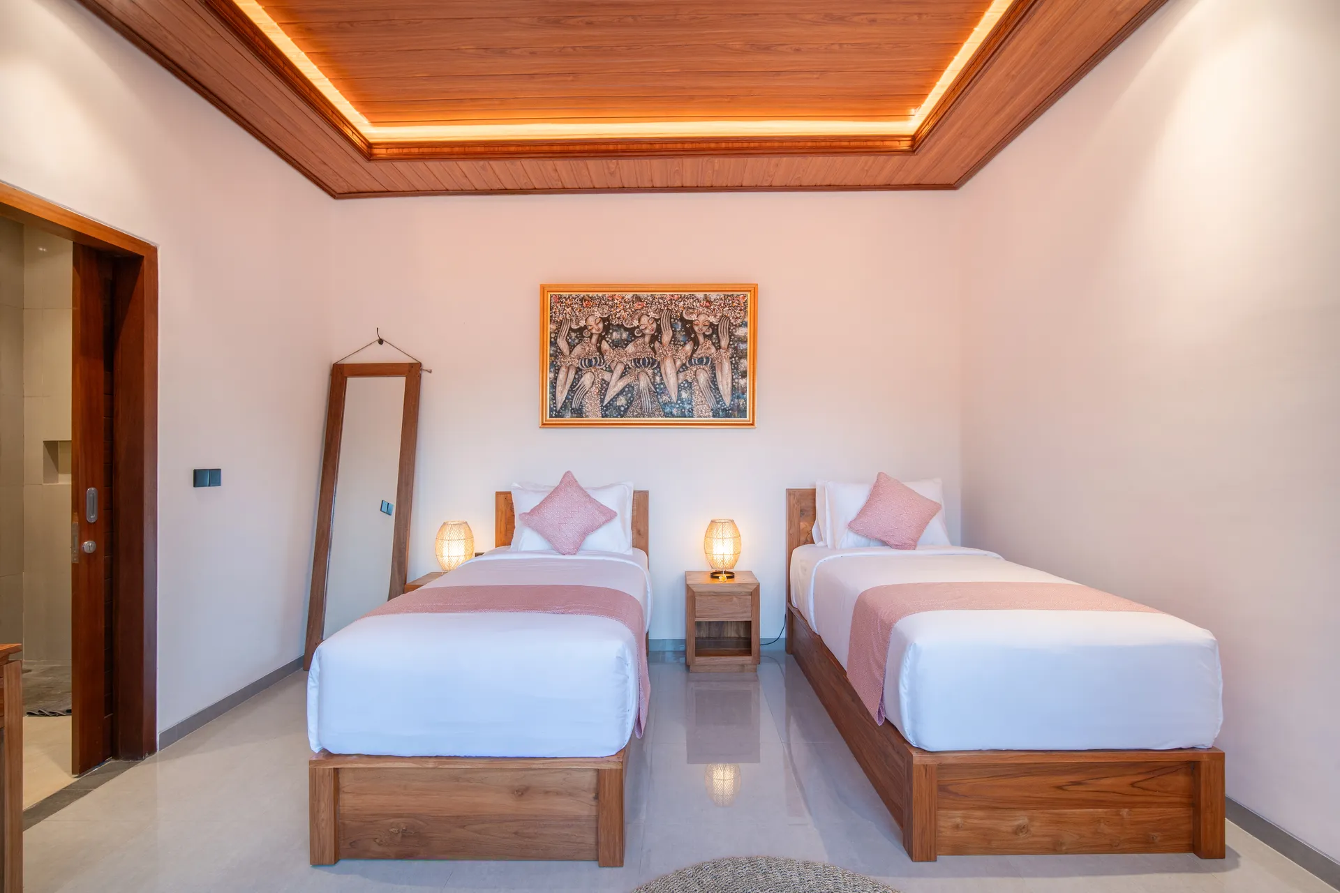 Secondary bedroom main view